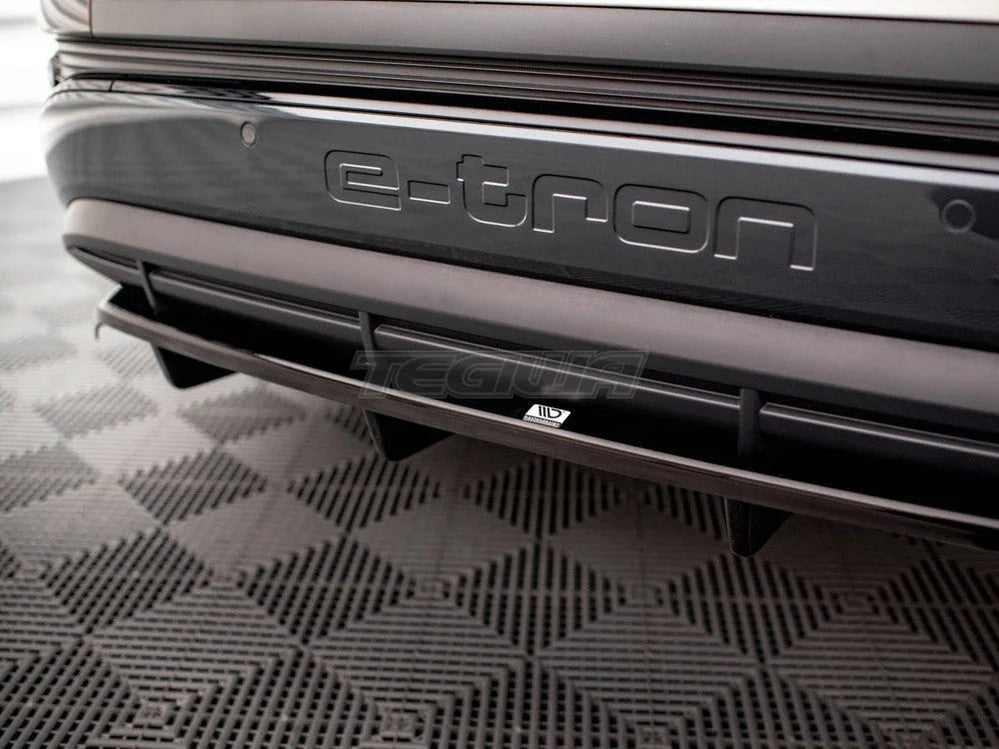 Maxton Design Central Rear Splitter Vertical Bars Audi Q4 e-Tron Sportback Mk1