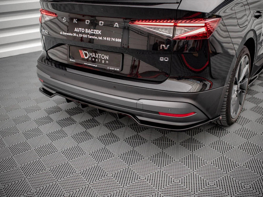 Maxton Design Central Rear Splitter Vertical Bars Skoda Enyaq IV 2020-
