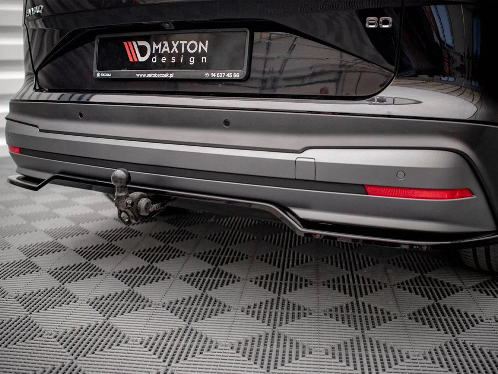 Maxton Design Central Rear Splitter Vertical Bars Skoda Enyaq IV 2020-