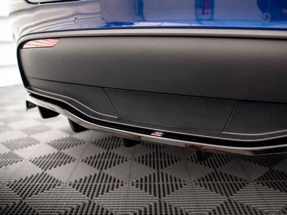 Maxton Design Central Rear Splitter Vertical Bars Tesla Model Y