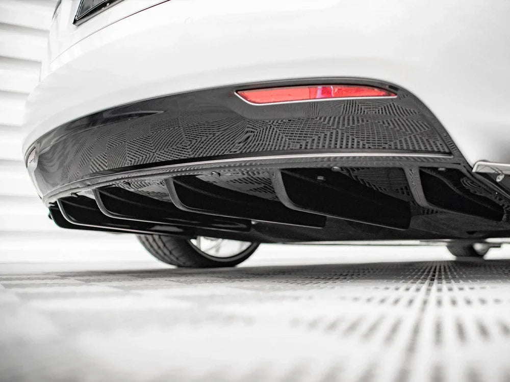 Maxton Design Rear Valance Tesla Model S Facelift 2016-