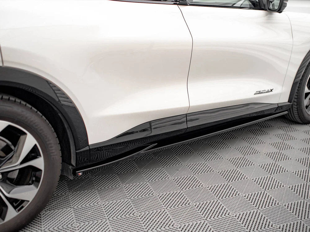 Maxton Design Side Skirts Diffusers Ford Mustang Mach-e MK1