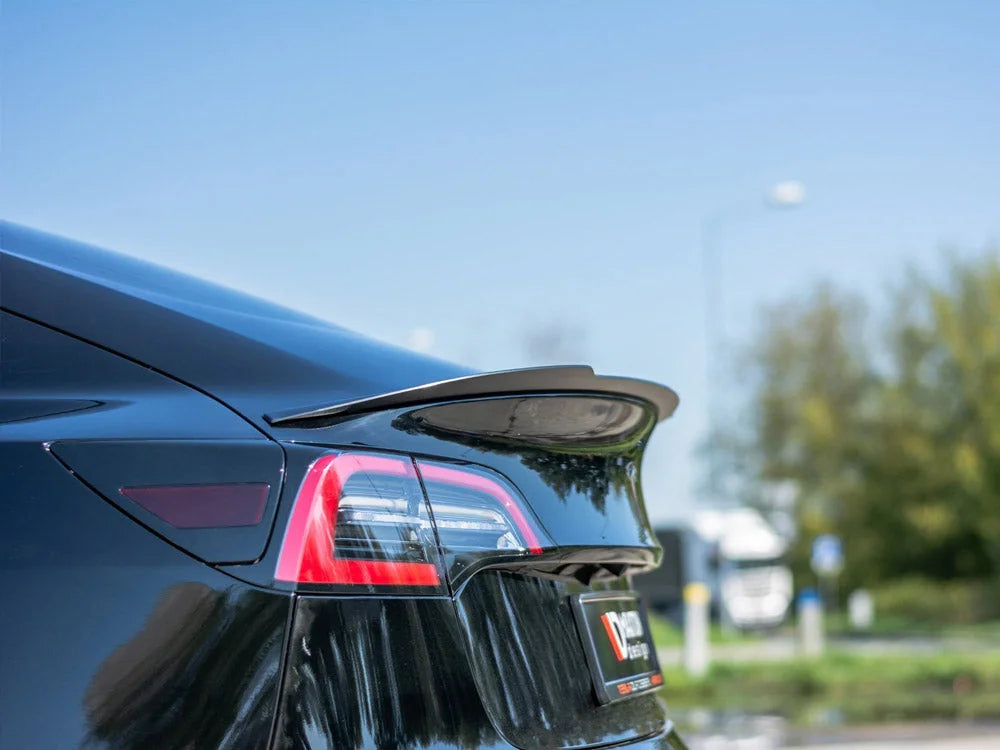 Maxton Design Spoiler Extension Tesla Model 3 2017-
